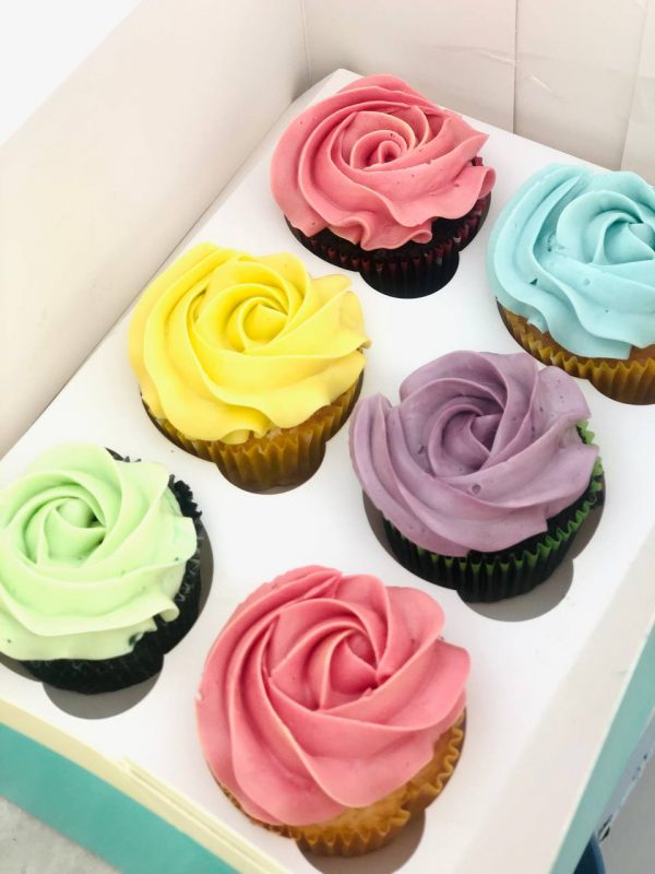 Colorfull cupcakes